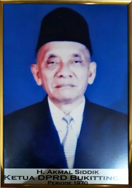 H. Akmal Siddik Ketua DPRD Kota Bukittinggi Periode 1970