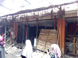 Foto 64 Puing-Puing Kebakaran pada Toko di Lantai 1 Pasar Atas Bukittinggi