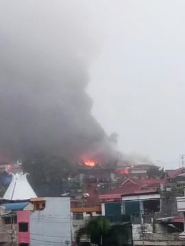 Foto 76 Kebakaran Dilihat dari Pasar Banto Bukittinggi